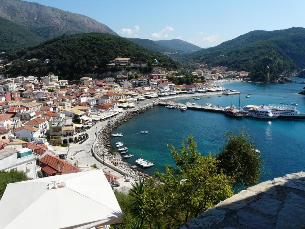 San Nectarios Parga Exterior foto