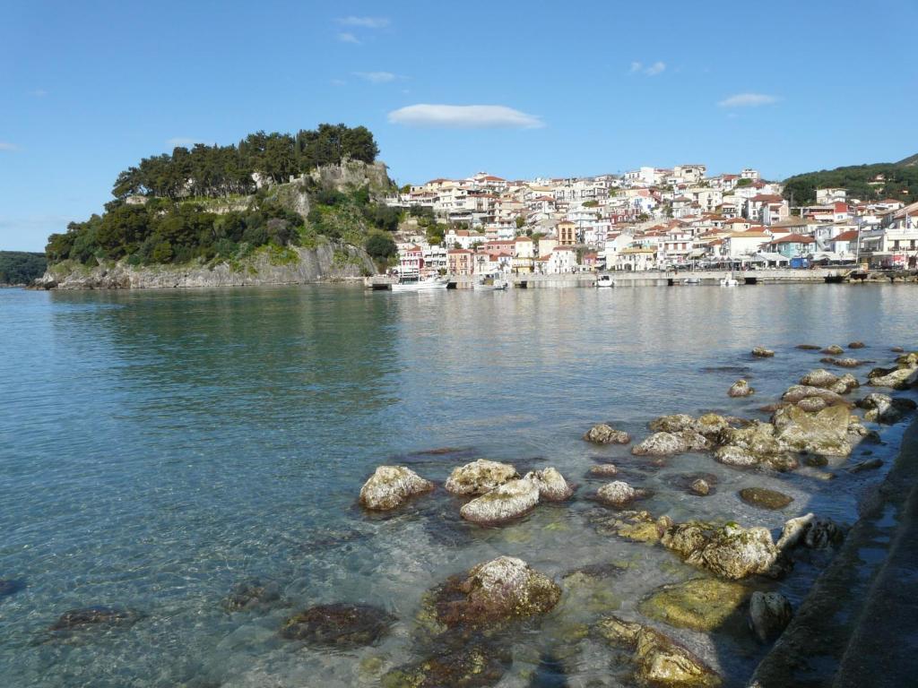 San Nectarios Parga Exterior foto
